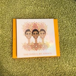 The Douce by Juvia’s Eyeshadow Palette